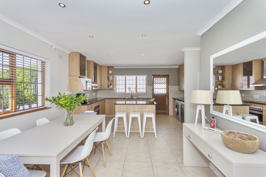 To Let 3 Bedroom Property for Rent in Edgemead Western Cape